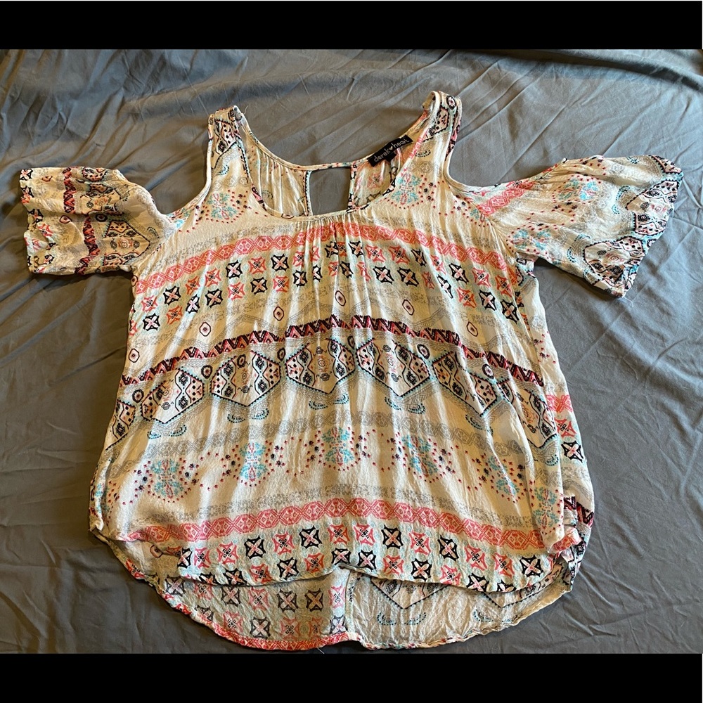 Derek Heart Boho Colorful Blouse Shoulder Cut Size Large